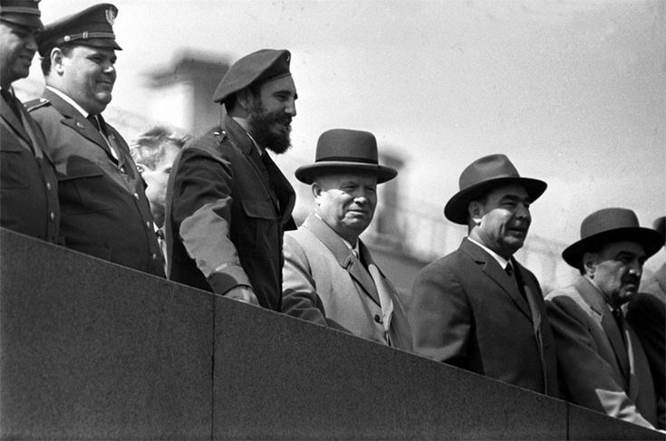 Прошлым веком, осенью