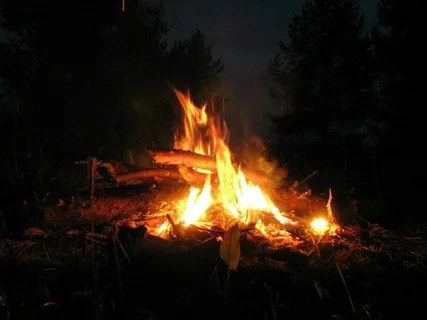 Ночь у костра