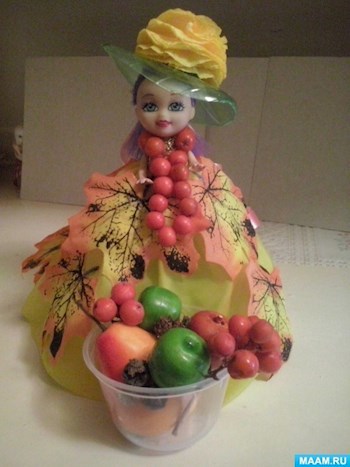 Осень запасиха, зима подбериха